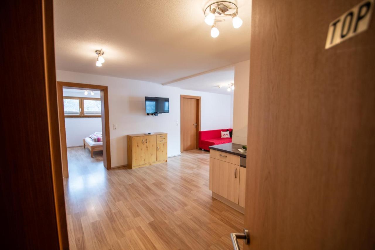 Haus Raggl Apartment ลันเด็ค ภายนอก รูปภาพ
