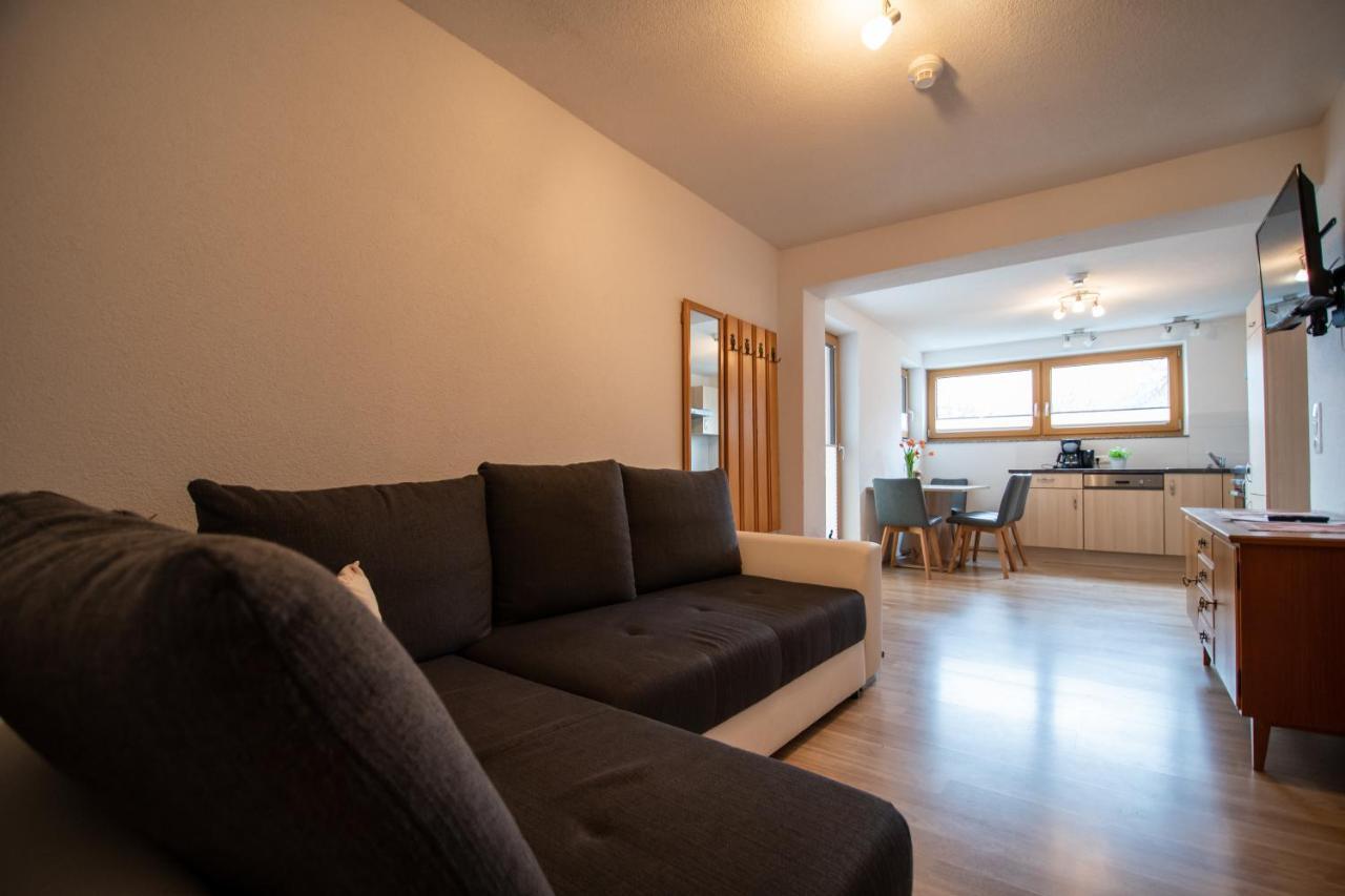 Haus Raggl Apartment ลันเด็ค ภายนอก รูปภาพ