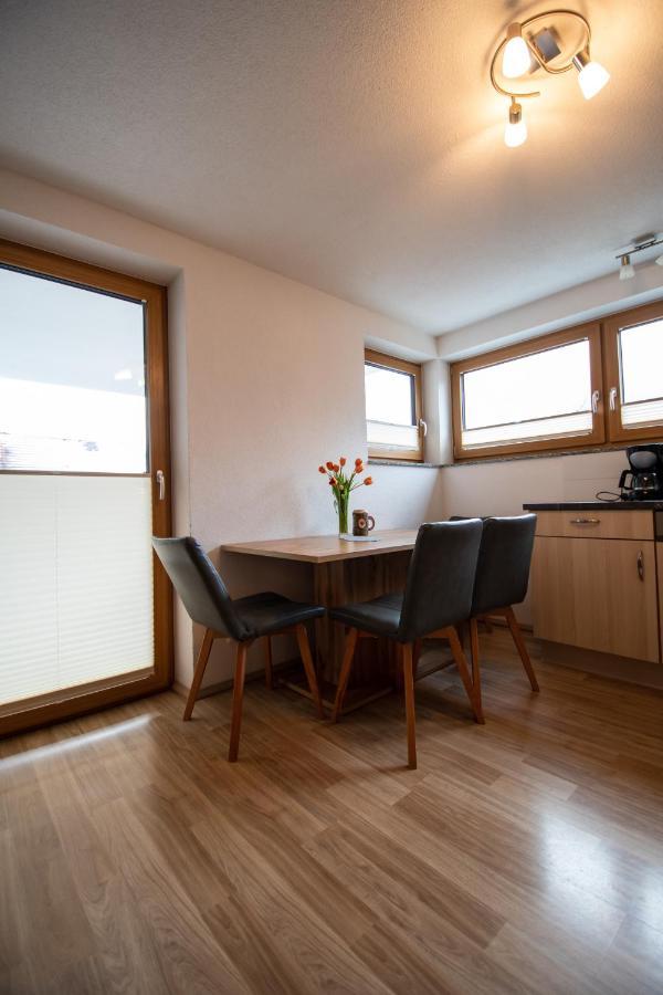 Haus Raggl Apartment ลันเด็ค ภายนอก รูปภาพ